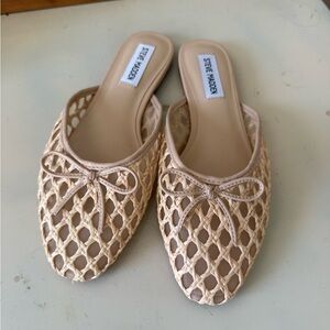 Steve Madden Women's Tan Mesh Flats